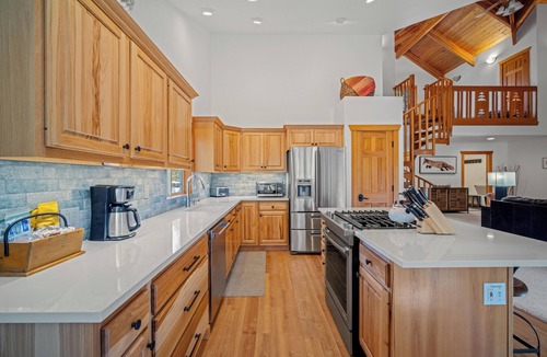 Deer Park House | Golf View Condo with Access to Exclusive Golf