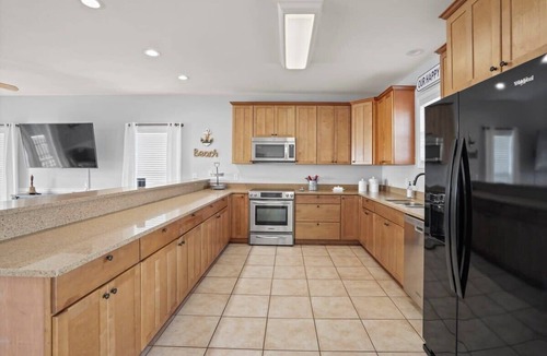 Seagrass House | Gulf view Beach Retreat for Families Groups/Private Pool/Pet Friendly/Steps to Sand/Golf cart/Sleeps 14