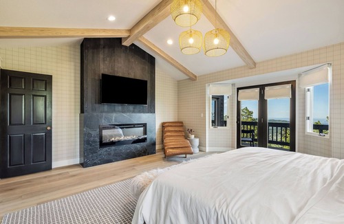 Morrison House | Haven Above The City - Red Rocks Retreat+Games, Hot tub, Family-friendly, VIEWS!