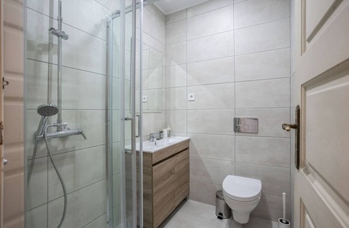Sao Joao de Deus Apartment | Hip Tailor Made Flat in Areeiro