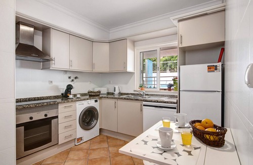 Santa Luzia Apartment | Holiday Apartment "T3 H Apt Hibisco" with Shared Pool, 2 Balconies & Wi-Fi