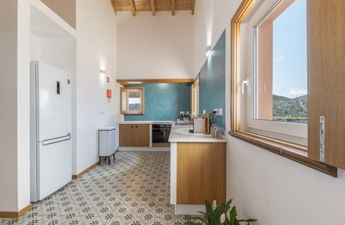Baiona House | Holiday Home 'Ter Portela A Casa Do Mestre' with Mountain View, Shared Terrace and Wi-Fi