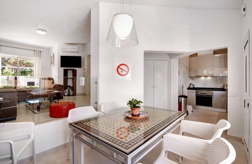 Vale do Lobo House | Holiday Home 'Townhouse Ramas' with Sea View, Wi-Fi and Air Conditioning
