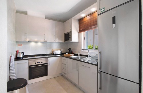 Vale do Lobo House | Holiday Home 'Townhouse Ramas' with Sea View, Wi-Fi and Air Conditioning