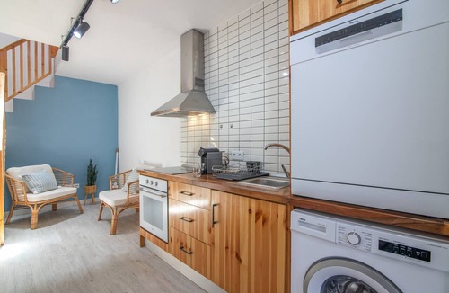 Olhao House | Holiday Home 'Vila Salero 4' with Shared Pool, Wi-Fi and Air Conditioning