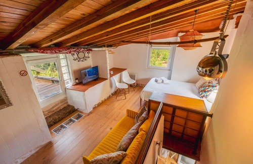 Seia House | Home-Panoramic-Ensuite-Mountain view