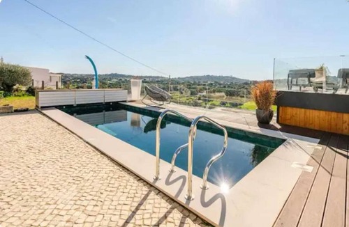 Sao Bras de Alportel House | Homerez - Family Home in São Brás