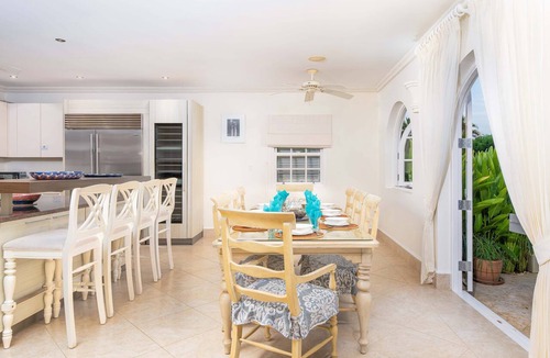 Westmoreland Villa | Howzat 3BR