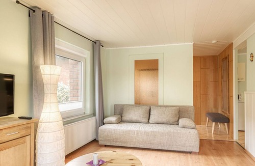 Warenshof Apartment | Ladybug, Germany