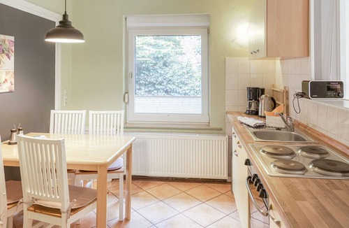 Warenshof Apartment | Ladybug, Germany