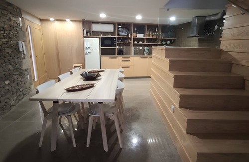 Tabuaco House | Local Accommodation – Douro Barcos House