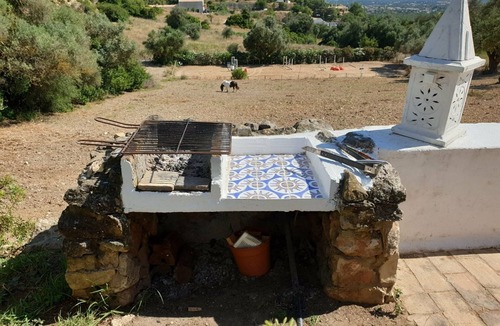 Cerro do Mocho House | Lovely pet friendly farmhouse with seaview & big pool