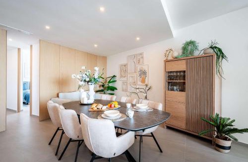 Lagos Apartment | Luxury Penthouse Apartment with Marina Views