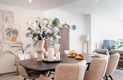 Lagos Apartment | Luxury Penthouse Apartment with Marina Views