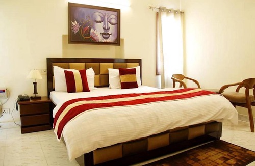 South Extension House | Maplewood Guest House, Neeti Bagh, New Delhiit is a Boutiqu Guest House - Room 5