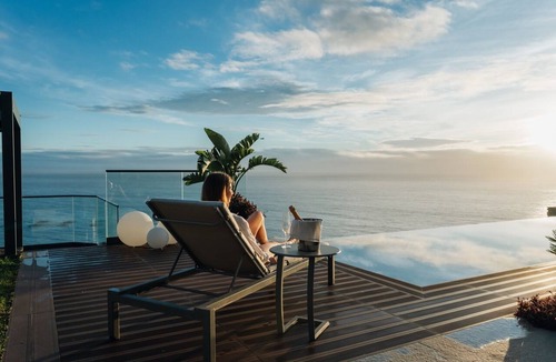 Arco da Calheta Villa | Mea Suna - Exclusive Oceanfront Villa in Madeira