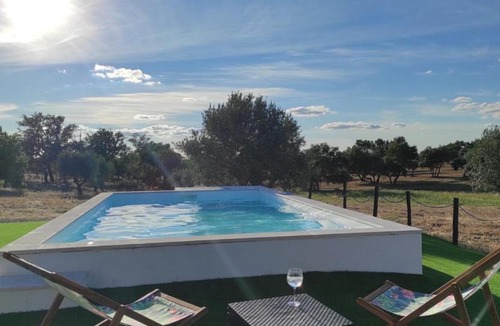 Fronteira House | Monte do Rochinha