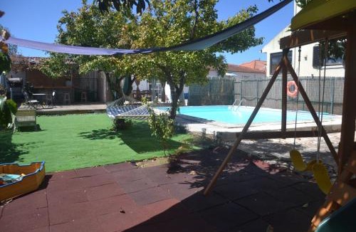 Algueirao - Mem Martins Apartment | NomadHut