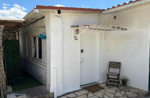 Algueirao - Mem Martins Apartment | NomadHut