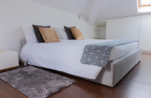 Santa Marinha Apartment | North Star Flats @Santa Marinha