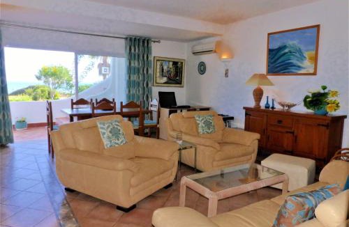 Alporchinhos Villa | Ocean facing at Senhora da Rocha