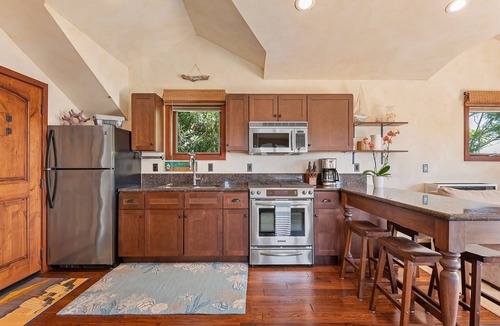 Summerland House | Ocean View Studio Near Butterfly Beach Santa Barbara