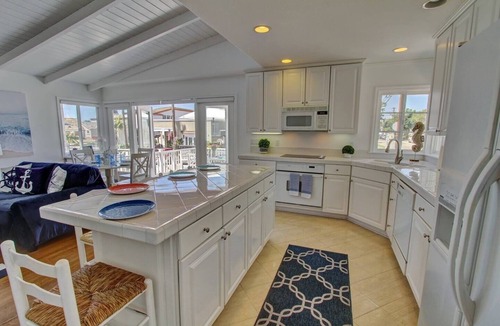 Corona del Mar House | Ocean Views Corona Del Mar 2BR/1.5BA, AC Bikes !