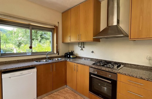 Balanca House | Peaceful refuge with swimming pool in Terras de Bouro!