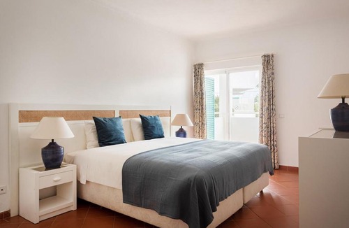 Prainha Apartment | Prainha 2BR Stay | Pool & Beach Access