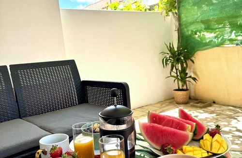 Budens House | Private house with garden & terrace - 5 min from various beaches
