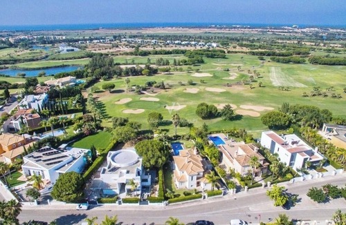 Vilamoura Villa | Luxury villa with golf view in the heart of Vilamoura, heated pool