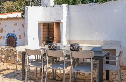 Sargacal House | Quinta do Coala - Spacious Countryside Orchard House & Cottage, 10 min from Lagos