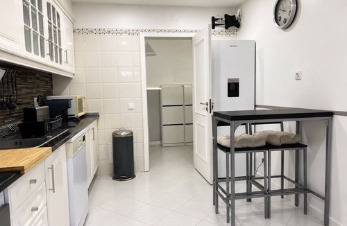 Fuseta Apartment | Refúgio da Ria - With backyard, air conditioning, WIFI and 800m from the beach. Enjoy!