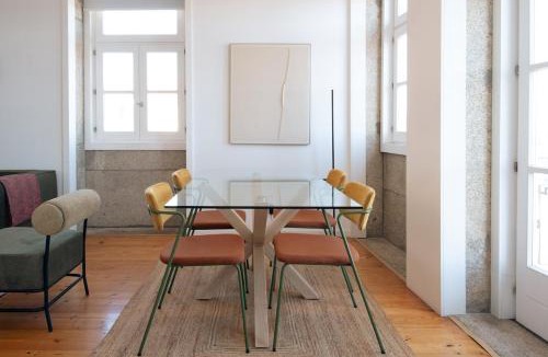 Monserrate Apartment | Riverfront Stylish Apartment - waterfront 2BR