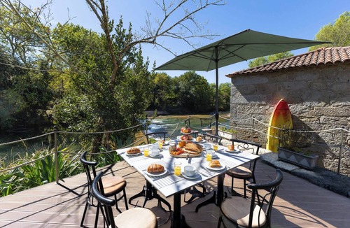 Lanhelas Villa | Riverside Watermill House · Private Beach Access