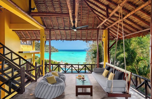 Ko Phi Phi Resort | SAii Phi Phi Island Village