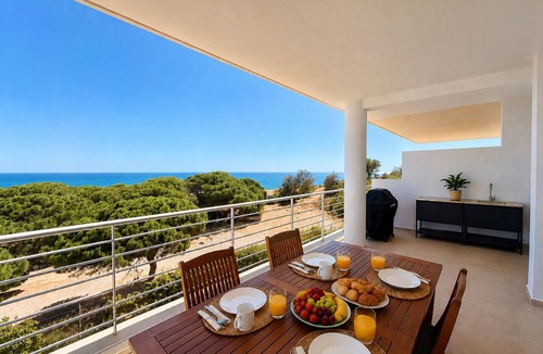Aldeia das Acoteias Condo | Sea View T3 Duplex | 50m from Falésia Beach | Pool & BBQ