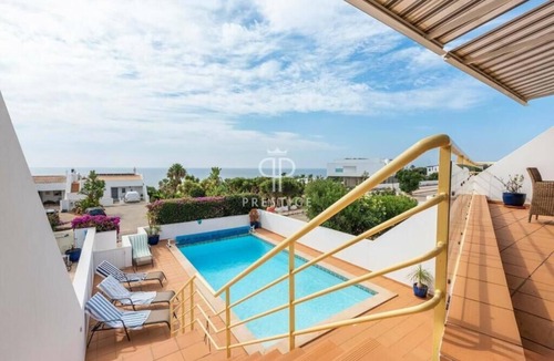 Luz Villa | SeaViews & Walk to Luz! 4BR-Pool- Balcony-parking