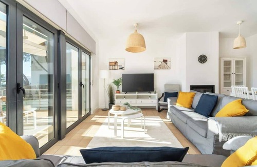 Olhos D'Agua House | Serene Spacious House | Pool & Garden by HostWise