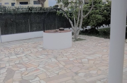 Manta Rota House | Single-story, 80 m² with a quiet garden, 300 m from the beach; air-conditioned, Wi-Fi, TV, pet-friendly
