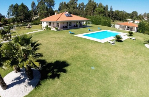 Cardielos House | Stilvolle Villa in Viana do Castelo by Interhome