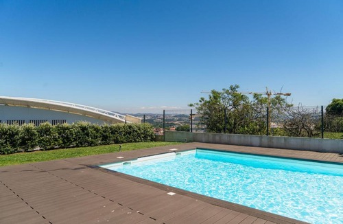 Campanha Apartment | Studio w/Balcony, Pool & Gym | Antas by Host Wise