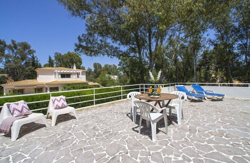 Penina House | Stunning private villa for 6 guests with private pool, A/C, WIFI, TV and terrace
