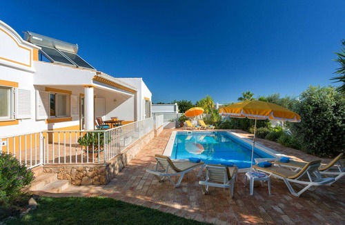 Guia Villa | Stunning private villa for 6 people with WIFI, private pool, A/C, TV and terrace