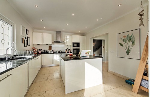 Almancil Villa | Stunning Villa With Private Heated Swimming Pool, 10 Minute Walk To The Beach