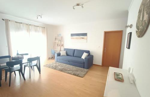 Mafamude Apartment | Stylish 1br in Gaia near Porto, sleeps 4