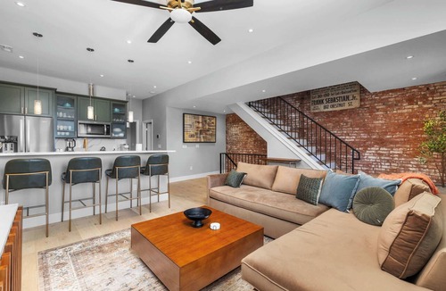 Tower Grove South Apartment | Sunrise+Sunset | TG Park | 3BR | 2 Patios+Parking