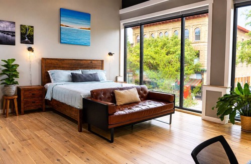 Watkins Glen Hotel | The Benjamin Hotel