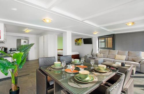 Jardim do Mar Apartment | The Wave House - Seaside Haven