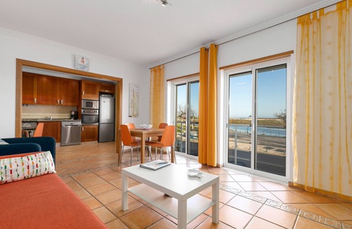 Fuseta Apartment | Two Bedroom apartment in Fuseta by Ideal Homes